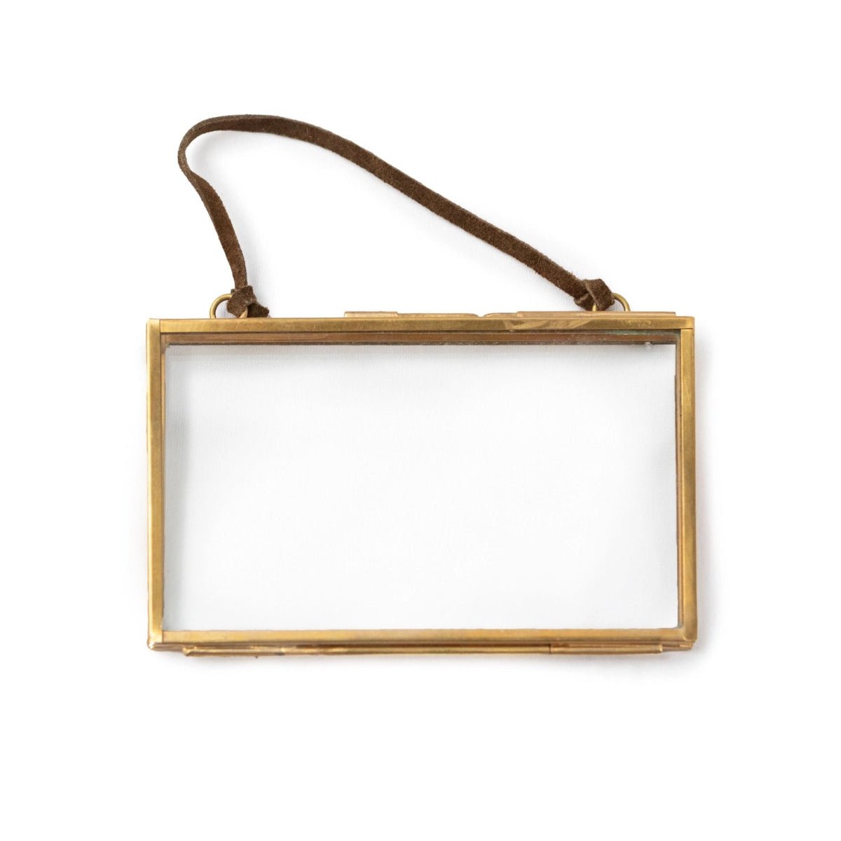 302e0f53c7e73c5c309da5889242d55cc2aed6d664993a3f2e677af156603245.jpg Brass + Glass Small Floating Frames - Image 5