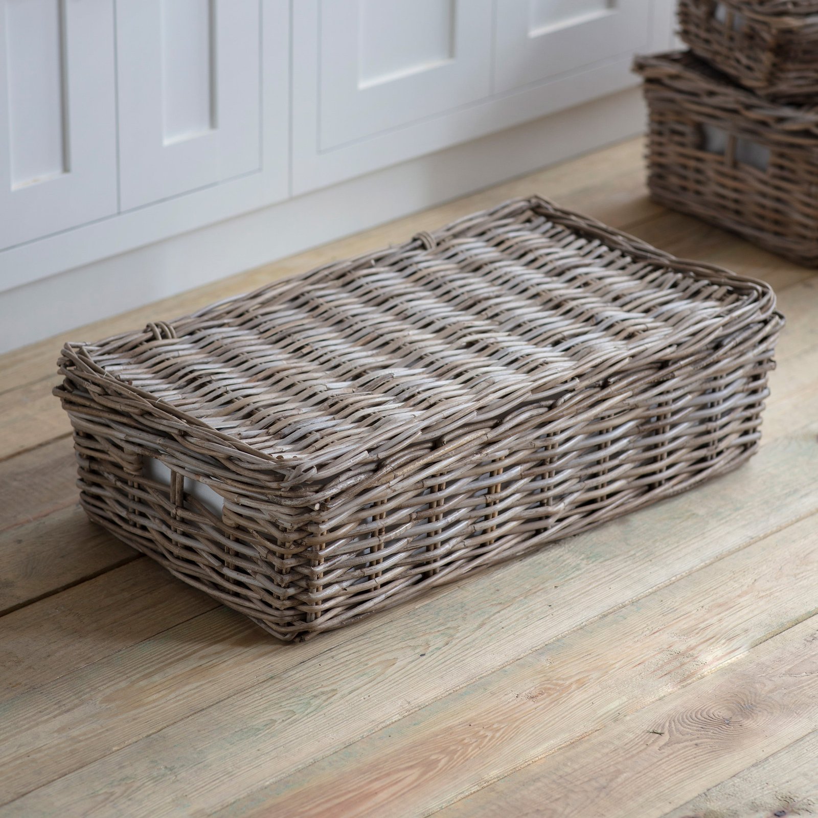 pic_10946_3_65e5f1f976961.jpg Wicker Underbed Storage- Bembridge - Image 2